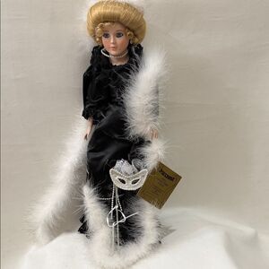 Seymour Mann DOMINO Doll Theatre Opera Victorian Black Costume White Feathers